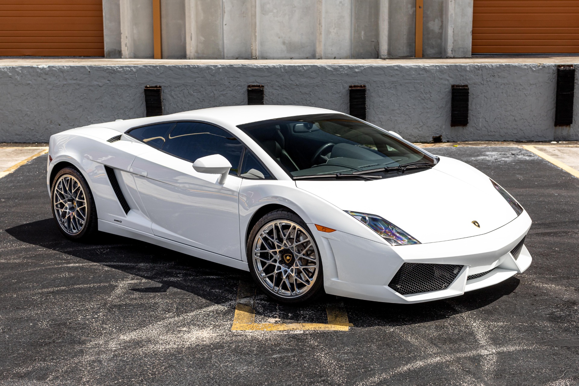 Used 2012 Lamborghini Gallardo LP 550-2 Gated 6-Speed, One of 29 in White  Ever Produced For Sale ($330,000) | Exotics Hunter Stock #22116