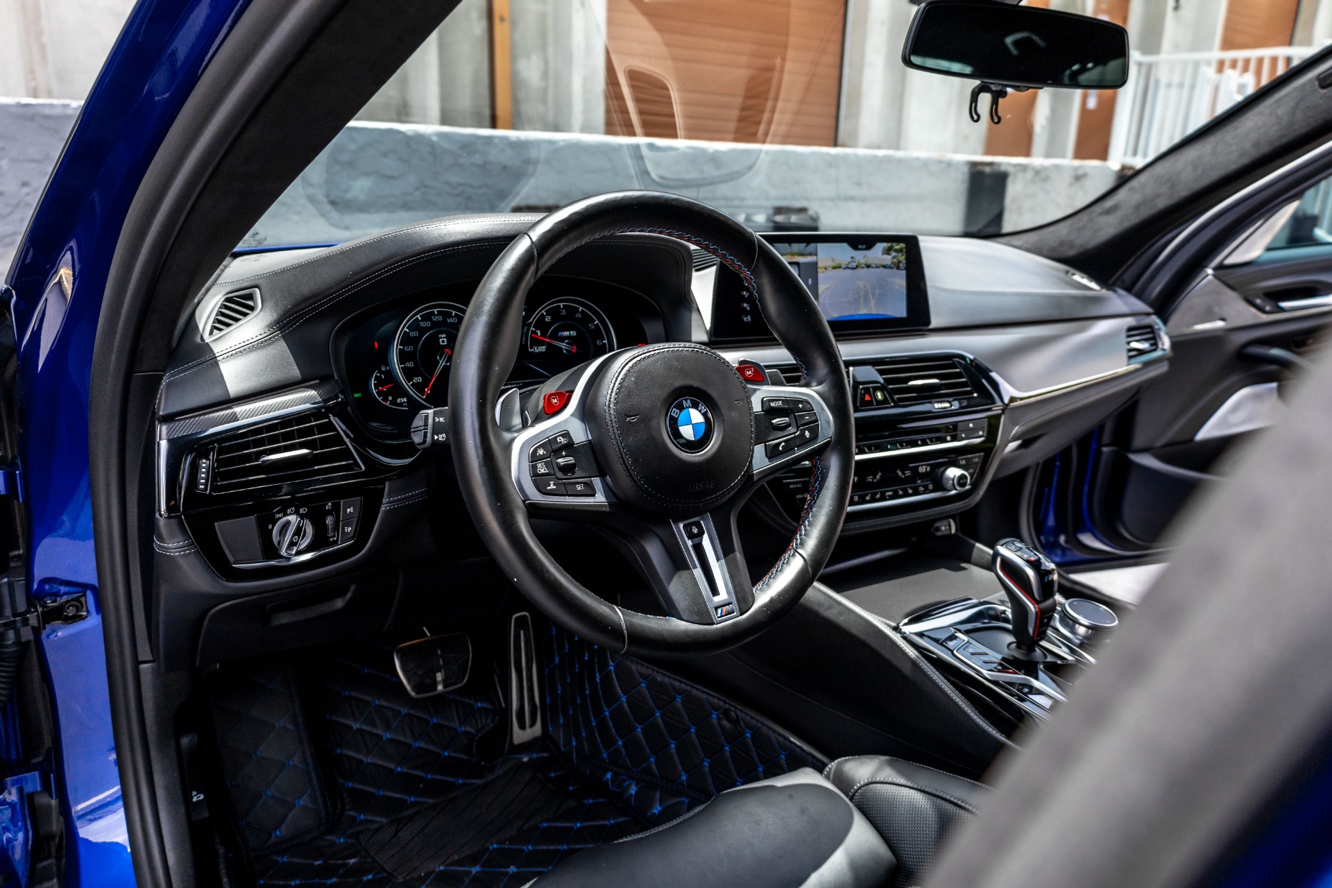 Cleaning the M3 and M5 Leather Interiors with Bick 4 