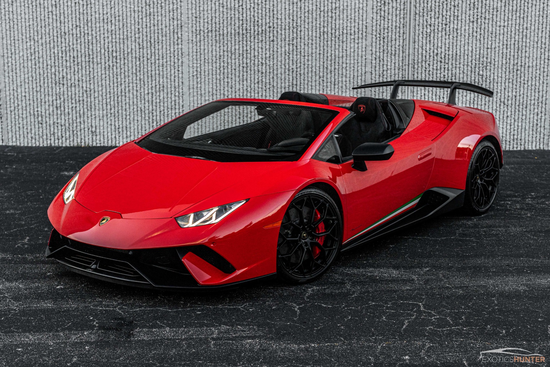 Used 2018 Lamborghini Huracan LP 640-4 Performante Spyder in RARE Rosso  Mars with Front Lift For Sale (Sold)