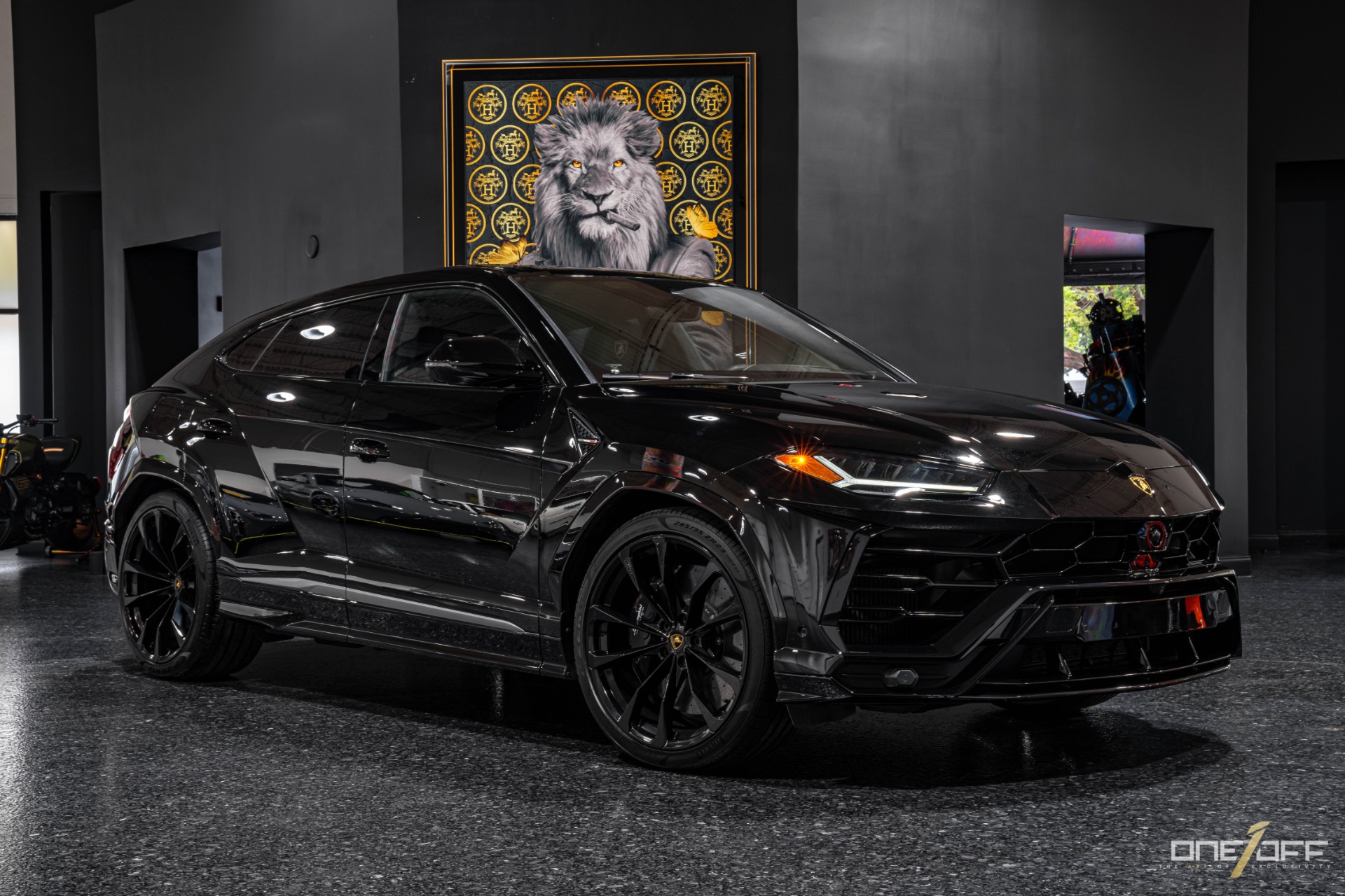 Used 2020 Lamborghini Urus Full Satin XPEL PPF Carbon Fiber Loaded with  Options Full ADAS Pack For Sale ($305,800)