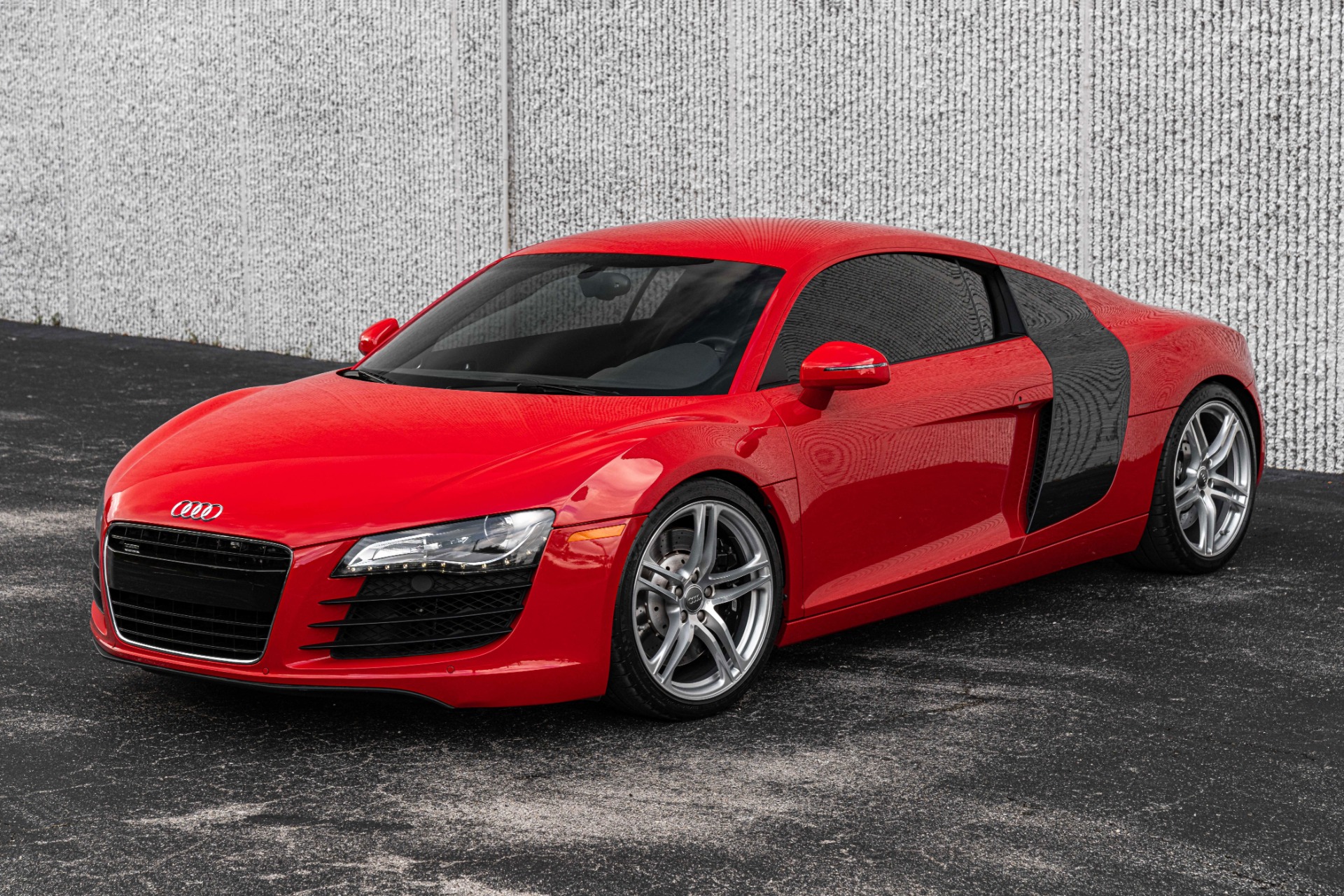 Audi R8 Coupe & Roadster Indoor Car Cover - Tailored - Red