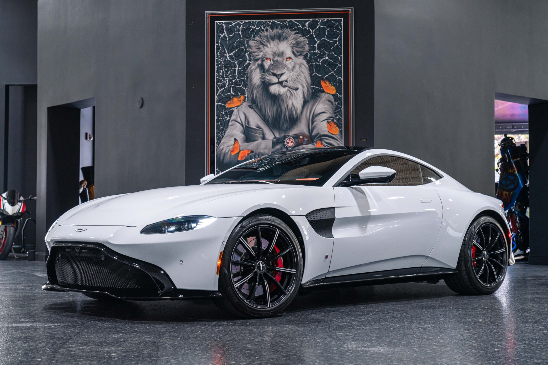 Used 2019 Aston Martin Vantage AML Special White Stone Paint ...